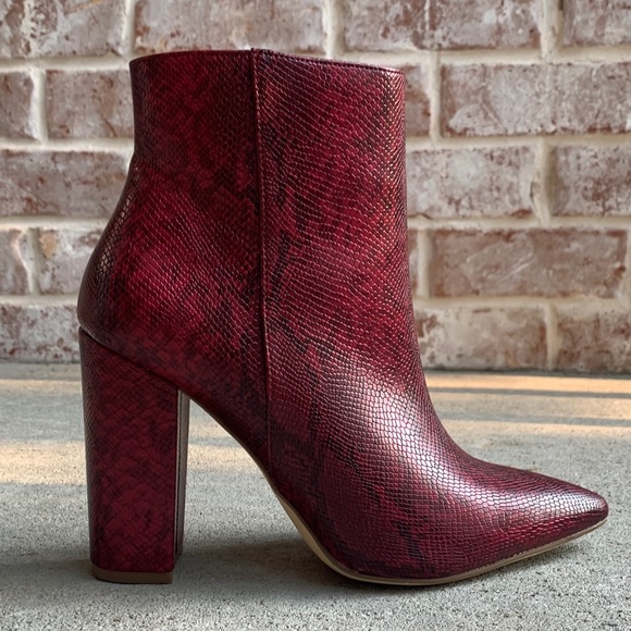 JustFab Shoes - JustFab Red/Burgundy Snake Print Booties